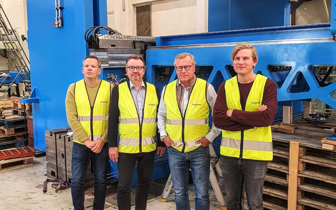 The Board of Ursviken Group visits the factory